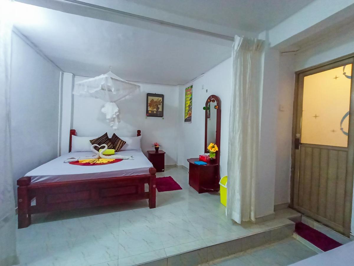 Sigiri Tarushan Home Stay Sigiriya Exterior foto